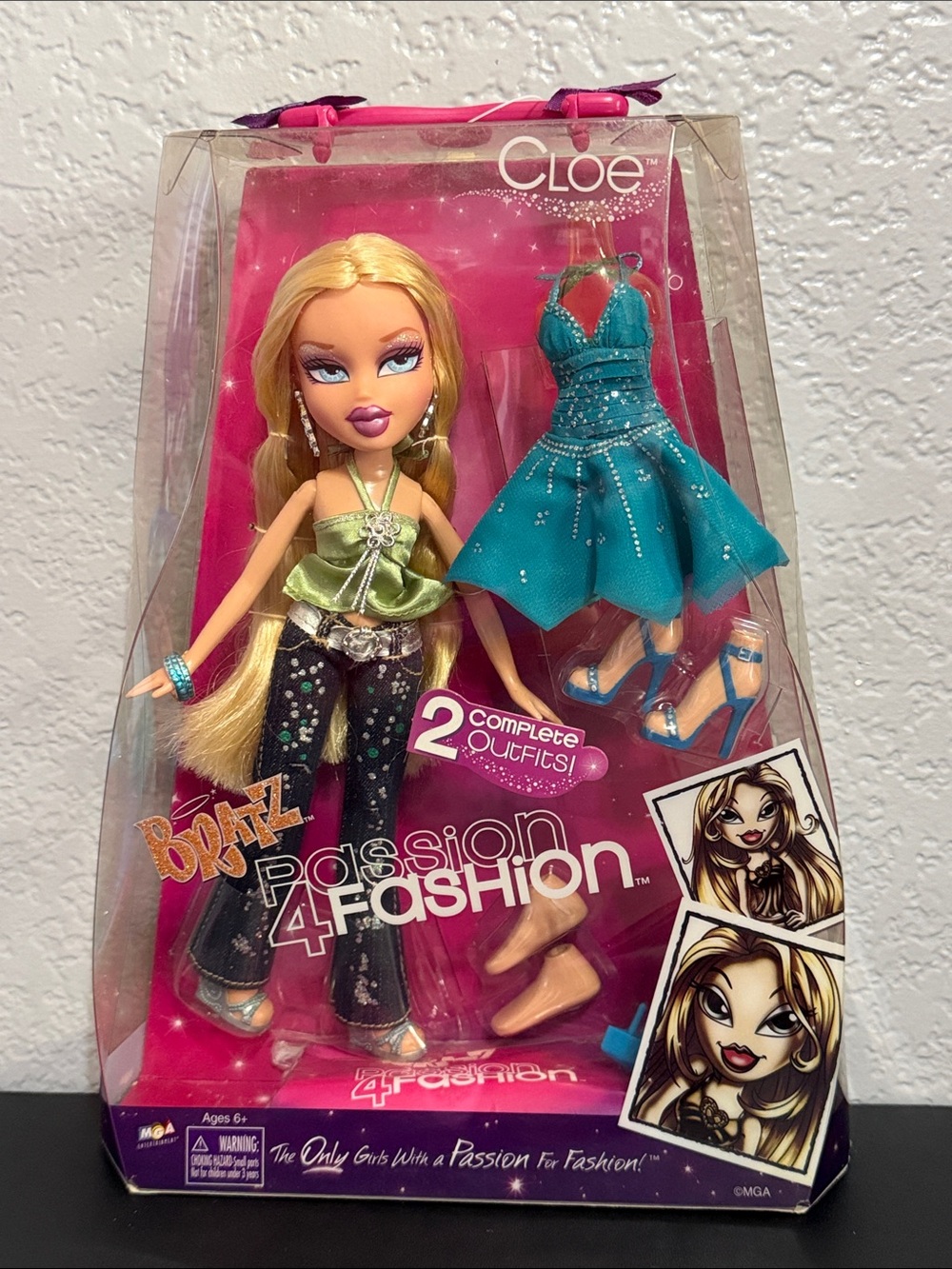 New Vintage 2006 Cloe Bratz Passion 4 Fashion Doll